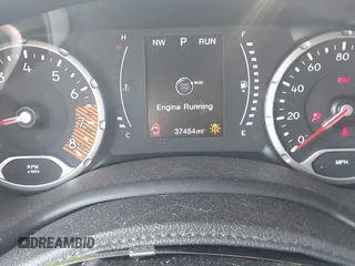 2020 Jeep Renegade Altitude z VIN ZACNJBBB0LPL70244, wystawiony jako IAAI lot #42461836 z przebiegiem 37 454 mil mil oraz . Historia ofert i sprzedaży dostępna na DreamBid. Obrazek 15.