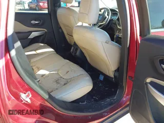 2017 Jeep Cherokee Limited with VIN 1C4PJLDBXHW661794, listed as a IAAI auction lot 40909038 with 109,609 mi miles. Bid and sale history available at carsss.com. Image 8.