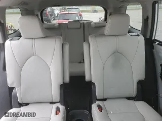 2024 Toyota Grand Highlander XLE with VIN 5TDAAAB57RS020210, listed as a Copart auction lot 78183154 with 10,592 mi miles and Salvage Title. Bid and sale history available at carsss.com. Image 10.