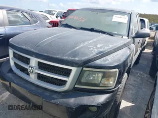2010 Dodge Dakota with VIN 1D7CE3BK3AS164353, listed as a IAAI auction lot 40646738 with 146,625 mi miles and . Bid and sale history available at DreamBid. Image 17.