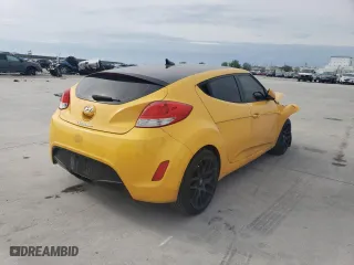 2017 Hyundai Veloster with VIN KMHTC6AD2HU316265, listed as a Copart auction lot 85071684 with 88,225 mi miles and Salvage Title. Bid and sale history available at carsss.com. Image 3.