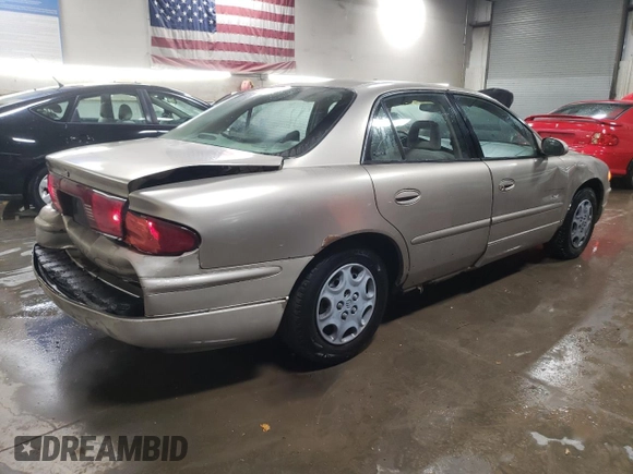 1998 Buick Regal LS with VIN 2G4WB52K4W1428274, listed as a Copart auction lot 82229694 with 388,607 mi miles and Salvage Title. Bid and sale history available at carsss.com. Image 3.
