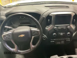 2020 Chevrolet Silverado 1500 LT with VIN 1GCRYDED9LZ295909, listed as a IAAI auction lot 42214490 with 91,331 mi miles. Bid and sale history available at carsss.com. Image 1.