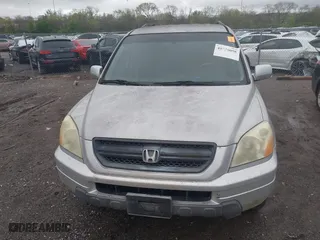 2003 Honda Pilot EX with VIN 2HKYF18533H604995, listed as a IAAI auction lot 41936058 with 205,848 mi miles. Bid and sale history available at carsss.com. Image 6.