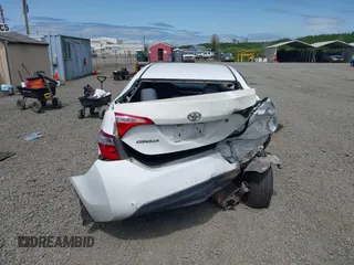 2014 Toyota Corolla L с VIN 5YFBURHEXEP106521, выставлен на аукционе IAAI как лот 42222024 с пробегом 169 817 миль миль и . История ставок и продаж доступна на DreamBid. Изображение 17.