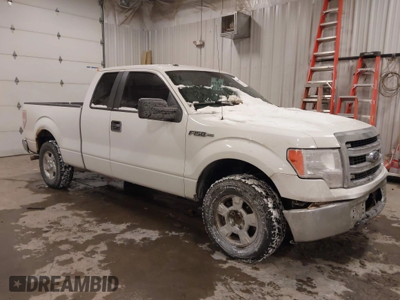 2013 Ford F-150 XL with VIN 1FTEX1CM8DFD14097, listed as a IAAI auction lot 41397500 with 181,838 mi miles. Bid and sale history available at carsss.com. Image 1.