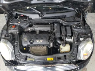 2012 MINI Hardtop with VIN WMWSU3C58CT369968, listed as a Copart auction lot 60102135 with 138,062 mi miles and Salvage title. Bid and sale history available at DreamBid. Image 12.