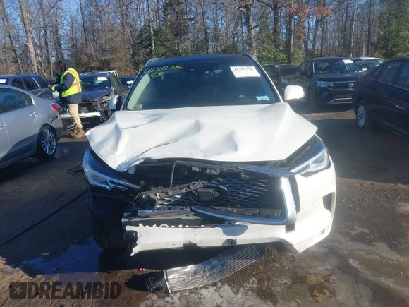 2020 Infiniti QX50 Luxe z VIN 3PCAJ5M32LF121640, wystawiony jako IAAI lot #41311716 z przebiegiem 43 813 mil mil oraz . Historia ofert i sprzedaży dostępna na DreamBid. Obrazek 11.