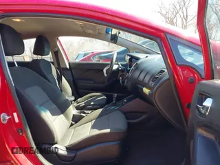 2016 Kia Forte LX with VIN KNAFX4A61G5523747, listed as a IAAI auction lot 41816126 with 117,760 mi miles. Bid and sale history available at carsss.com. Image 5.