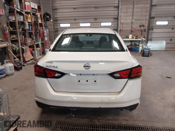 2020 Nissan Altima 2.5 S with VIN 1N4BL4BV4LC120523, listed as a IAAI auction lot 42022201 with 93,446 mi miles and . Bid and sale history available at carsss.com. Image 16.