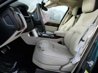 2021 Land Rover Range Rover z VIN SALGS5SE9MA422369, wystawiony jako Copart lot #43907744 z przebiegiem Nie podano mil oraz Czysty tytuł • Clean title. Historia ofert i sprzedaży dostępna na DreamBid. Obrazek 7.