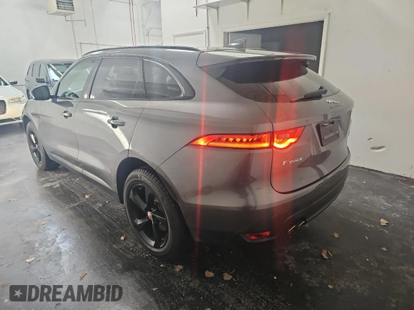 2018 Jaguar F-Pace 20d Premium with VIN SADCJ2FN4JA243867, listed as a Copart auction lot 46492475 with 84,774 mi miles and Clean Title. Bid and sale history available at DreamBid. Image 3.