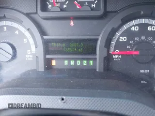 2009 Ford Econoline Cargo с VIN 1FTNE24L89DA20168, выставлен на аукционе IAAI как лот 42245830 с пробегом 132 839 миль миль и . История ставок и продаж доступна на DreamBid. Изображение 7.