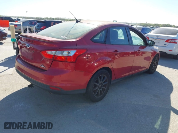2012 Ford Focus SE с VIN 1FAHP3F22CL449231, выставлен на аукционе IAAI как лот 41856324 с пробегом 1 144 417 миль миль и . История ставок и продаж доступна на DreamBid. Изображение 4.