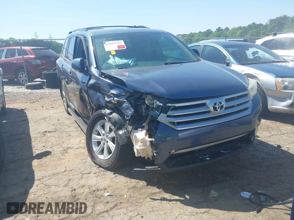 2013 Toyota Highlander with VIN 5TDZA3EH7DS044603, listed as a IAAI auction lot 42019794 with 220,483 mi miles and . Bid and sale history available at DreamBid. Image 1.
