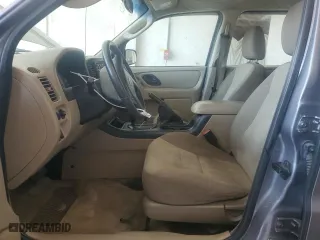 2007 Ford Escape XLS with VIN 1FMCU02Z47KA50729, listed as a Copart auction lot 62275934 with 304,945 mi miles and Salvage Title. Bid and sale history available at carsss.com. Image 7.