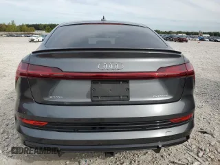 2021 Audi e-tron Sportback Prestige z VIN WA13ABGE8MB008083, wystawiony jako Copart lot #72904564 z przebiegiem 30 787 mil mil oraz Nie do naprawy. Historia ofert i sprzedaży dostępna na DreamBid. Obrazek 6.