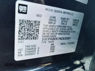 2022 Chevrolet Silverado 1500 Custom with VIN 1GCPABEK7NZ633597, listed as a Copart auction lot 55317005 with 32,531 mi miles and Salvage Title. Bid and sale history available at DreamBid. Image 10.