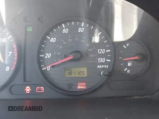 2003 Hyundai Santa Fe GLS with VIN KM8SC73D83U370273, listed as a IAAI auction lot 42577324 with 181,105 mi miles and . Bid and sale history available at DreamBid. Image 7.