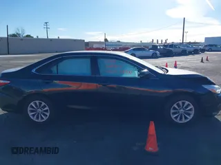 2015 Toyota Camry XLE with VIN 4T4BF1FK4FR512658, listed as a IAAI auction lot 41419793 with 91,741 mi miles. Bid and sale history available at carsss.com. Image 13.