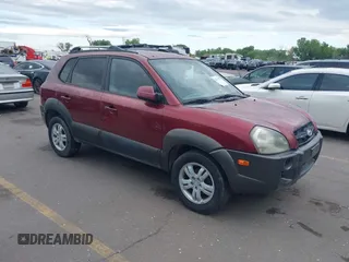 2006 Hyundai Tucson GLS with VIN KM8JN12D86U340196, listed as a IAAI auction lot 42144736 with 232,121 mi miles. Bid and sale history available at carsss.com. Image 1.