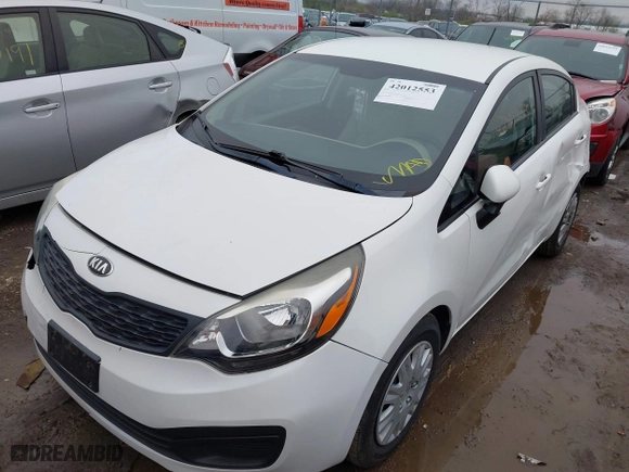 2013 Kia Rio LX with VIN KNADM4A33D6221727, listed as a IAAI auction lot 42012553 with 88,785 mi miles. Bid and sale history available at carsss.com. Image 2.