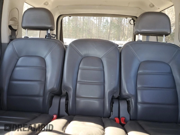 2002 Ford Explorer XLT with VIN 1FMDU73W82UB06413, listed as a Copart auction lot 46323395 with 316,258 mi miles and Salvage title. Bid and sale history available at DreamBid. Image 10.