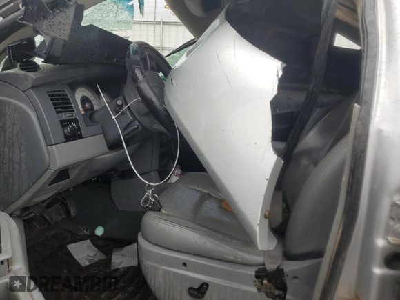 2004 Dodge Durango SLT with VIN 1D4HB48D24F125180, listed as a Copart auction lot 55140705 with Not provided miles and Salvage title. Bid and sale history available at DreamBid. Image 7.