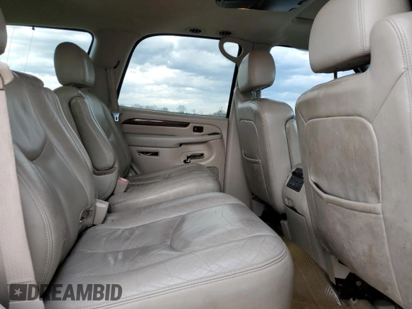 2004 Cadillac Escalade z VIN 1GYEK63N04R309148, wystawiony jako Copart lot #51259085 z przebiegiem 106 646 mil mil oraz Czysty tytuł • Clean title. Historia ofert i sprzedaży dostępna na DreamBid. Obrazek 11.