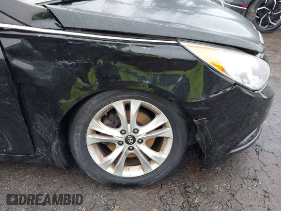 2012 Hyundai Sonata Limited with VIN 5NPEC4AC3CH436300, listed as a IAAI auction lot 41713326 with 103,285 mi miles and . Bid and sale history available at DreamBid. Image 6.