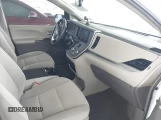 2016 Toyota Sienna LE AAS with VIN 5TDKK3DC3GS706606, listed as a IAAI auction lot 41640543 with 201,316 mi miles. Bid and sale history available at carsss.com. Image 5.