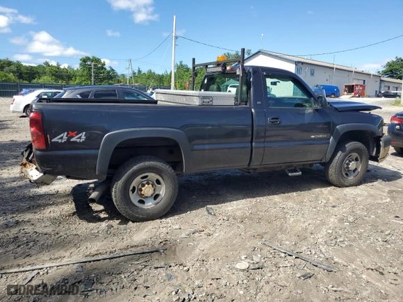 2005 Chevrolet Silverado 2500HD with VIN 1GCHK24U85E181087, listed as a Copart auction lot 61059814 with 0 mi miles and Salvage Title. Bid and sale history available at carsss.com. Image 3.