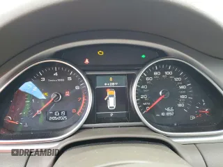2013 Audi Q7 3.0T Premium Plus with VIN WA1LGAFE2DD007056, listed as a Copart auction lot 44067395 with 101,892 mi miles and Salvage Title. Bid and sale history available at carsss.com. Image 9.