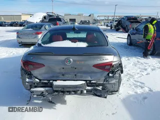 2019 Alfa Romeo Giulia with VIN ZARFANAN6K7601511, listed as a IAAI auction lot 41440169 with 53,104 mi miles. Bid and sale history available at carsss.com. Image 16.