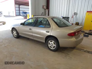 2005 Chevrolet Cavalier z VIN 1G1JC52F557102928, wystawiony jako IAAI lot #42503240 z przebiegiem 258 303 mil mil oraz . Historia ofert i sprzedaży dostępna na DreamBid. Obrazek 3.