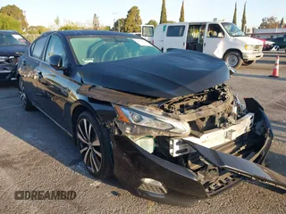 2019 Nissan Altima 2.5 SR with VIN 1N4BL4CV1KC170308, listed as a IAAI auction lot 41965287 with 115,595 mi miles. Bid and sale history available at carsss.com. Image 1.