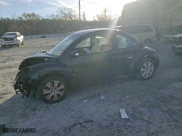 2010 Volkswagen New Beetle Coupe with VIN 3VWRW3AGXAM017872, listed as a Copart auction lot 85084984 with 168,032 mi miles and Salvage Title. Bid and sale history available at carsss.com. Image 11.
