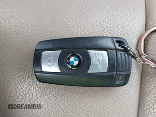 2010 BMW X5 35d with VIN 5UXFF0C53ALT76559, listed as a IAAI auction lot 40622982 with 134,821 mi miles. Bid and sale history available at carsss.com. Image 11.