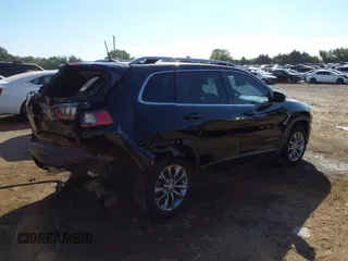 2019 Jeep Cherokee Latitude Plus with VIN 1C4PJLLB3KD223431, listed as a IAAI auction lot 40377530 with 123,575 mi miles. Bid and sale history available at carsss.com. Image 4.