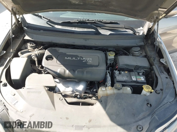 2019 Jeep Cherokee Latitude Plus with VIN 1C4PJMLBXKD233749, listed as a IAAI auction lot 41937698 with 103,988 mi miles and . Bid and sale history available at DreamBid. Image 10.