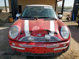 2002 MINI Hardtop with VIN WMWRC33452TC38393, listed as a Copart auction lot 51518205 with 94,609 mi miles and Clean Title. Bid and sale history available at DreamBid. Image 5.