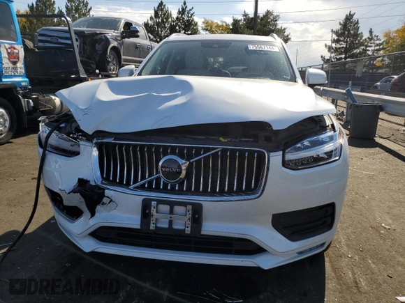 2022 Volvo XC90 Momentum with VIN YV4102PK9N1860873, listed as a Copart auction lot 75567144 with 13,675 mi miles and Salvage Title. Bid and sale history available at carsss.com. Image 5.