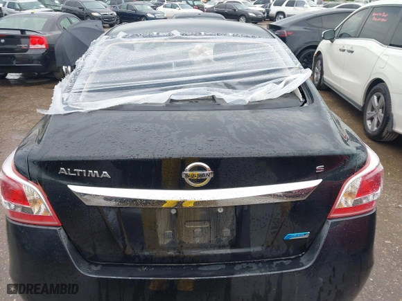 2013 Nissan Altima 2.5 SL with VIN 1N4AL3AP0DN484470, listed as a IAAI auction lot 41893143 with 136,584 mi miles. Bid and sale history available at carsss.com. Image 16.