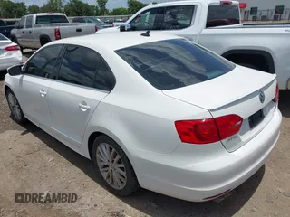 2013 Volkswagen Jetta TDI w/Premium/Nav с VIN 3VWLL7AJ1DM376114, выставлен на аукционе IAAI как лот 42453480 с пробегом 231 087 миль миль и . История ставок и продаж доступна на DreamBid. Изображение 3.
