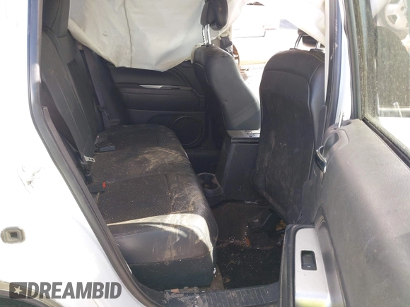 2016 Jeep Compass High Altitude z VIN 1C4NJDEB8GD685596, wystawiony jako IAAI lot #41365177 z przebiegiem Nie podano mil oraz . Historia ofert i sprzedaży dostępna na DreamBid. Obrazek 8.