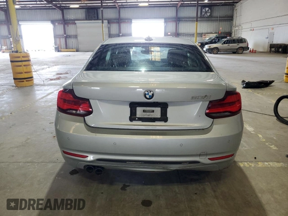 2020 BMW 2 Series 230i with VIN WBA2J1C04L7E46655, listed as a Copart auction lot 69930664 with 27,655 mi miles and Non Repairable. Bid and sale history available at carsss.com. Image 6.