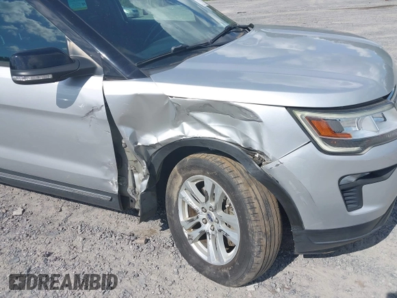 2018 Ford Explorer XLT z VIN 1FM5K8D81JGA36587, wystawiony jako IAAI lot #42534483 z przebiegiem 132 667 mil mil oraz . Historia ofert i sprzedaży dostępna na DreamBid. Obrazek 6.