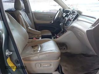 2007 Toyota Highlander w/3rd Row with VIN JTEDP21A570131320, listed as a IAAI auction lot 42079512 with 272,093 mi miles and . Bid and sale history available at DreamBid. Image 5.