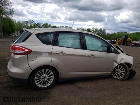 2017 Ford C-Max SE z VIN 1FADP5AU3HL104414, wystawiony jako Copart lot #55762505 z przebiegiem 92 496 mil mil oraz Szkoda całkowita • Salvage title. Historia ofert i sprzedaży dostępna na DreamBid. Obrazek 3.