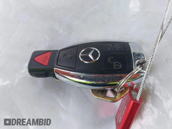 2015 Mercedes-Benz C-Class C 300 Luxury with VIN 55SWF4KB0FU061257, listed as a IAAI auction lot 41573625 with 87,736 mi miles. Bid and sale history available at carsss.com. Image 11.